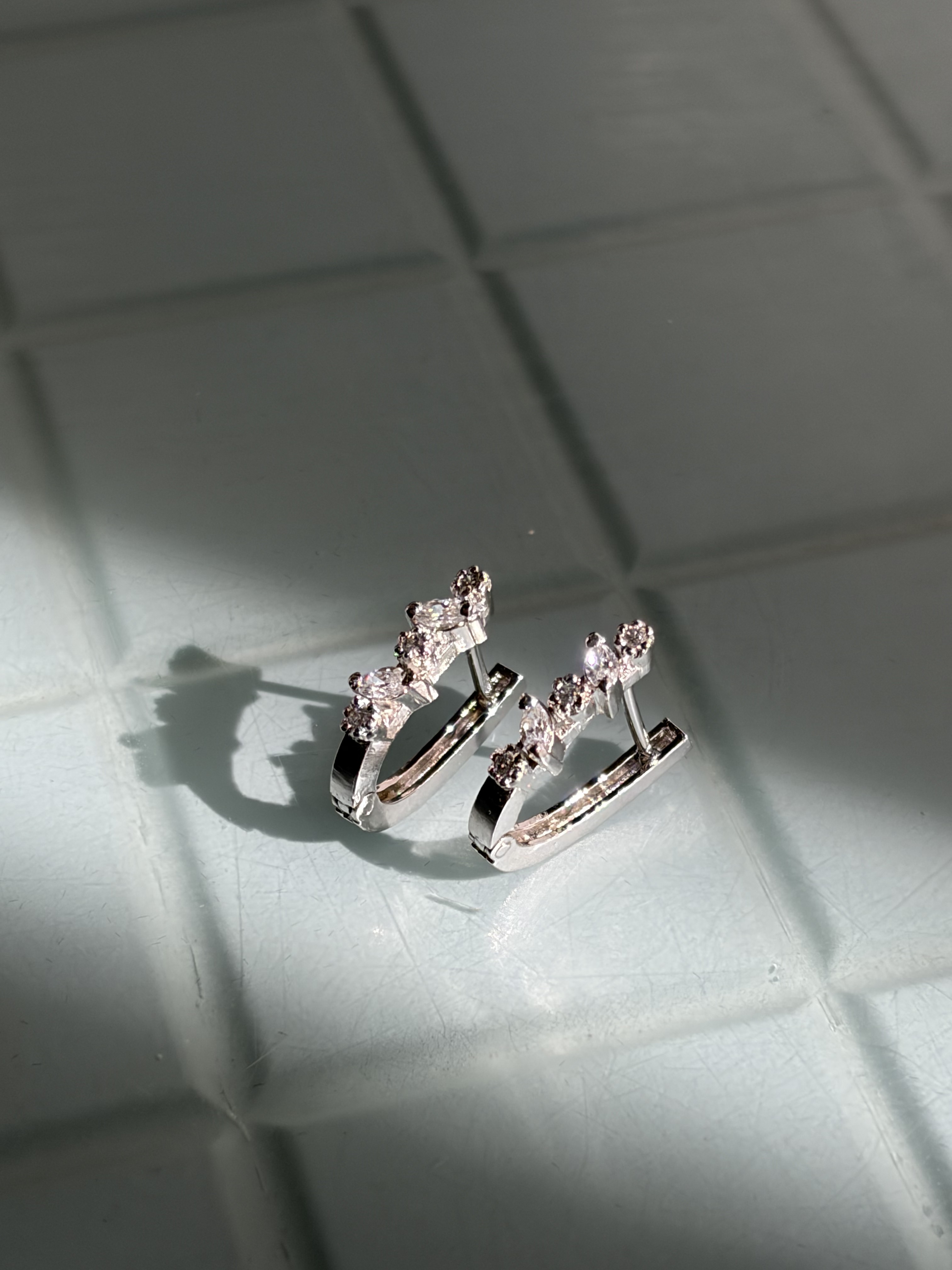 Aria Cluster Hoops — photo 2