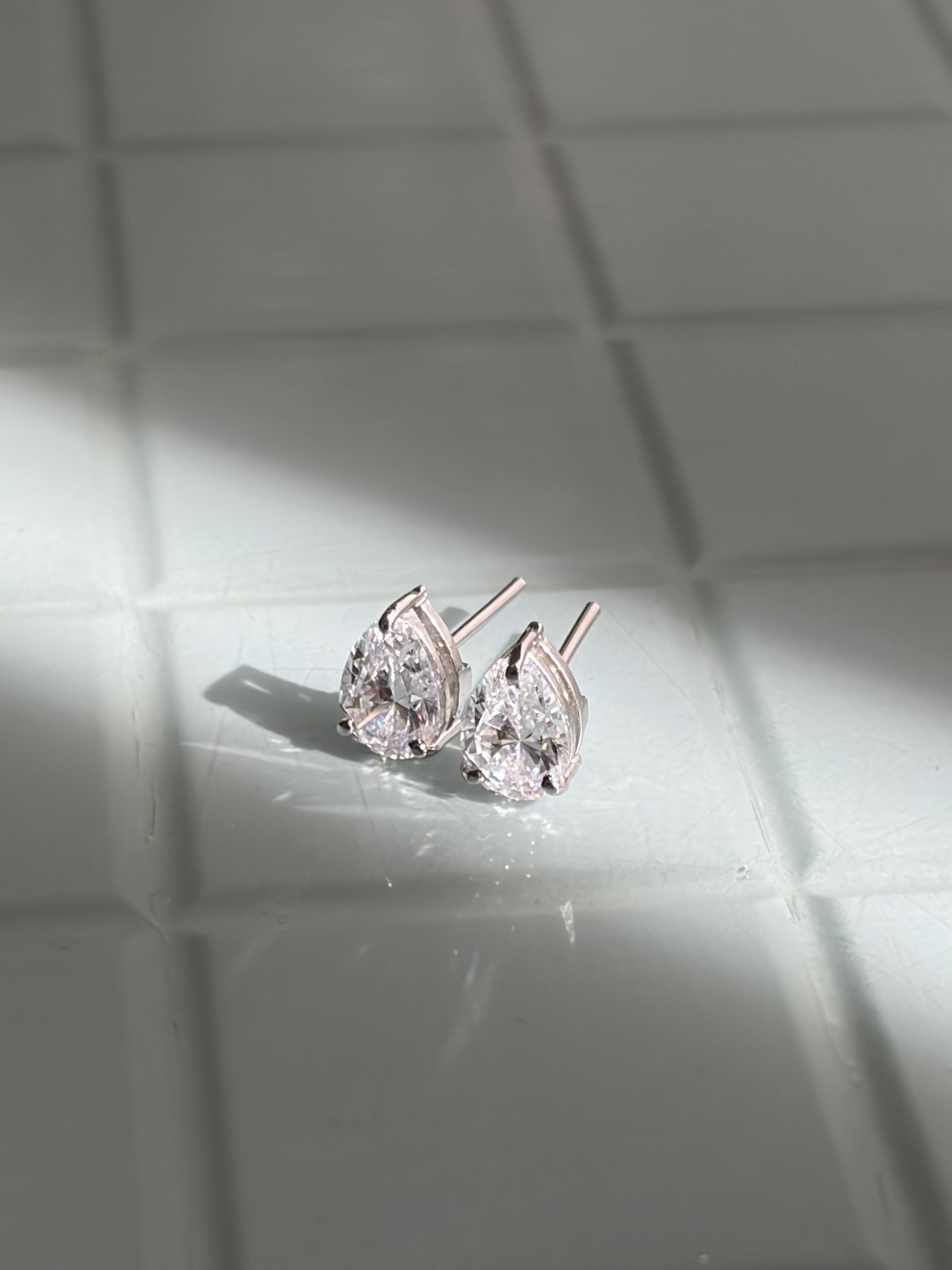 Elara Pear Studs